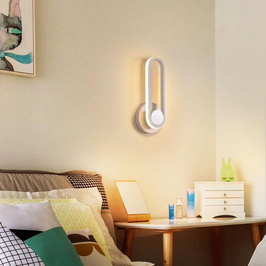 Rotating wall lamp